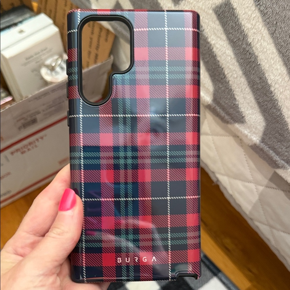 Red Plaid Phone Case for S22 Ultra. EUC. Burga.